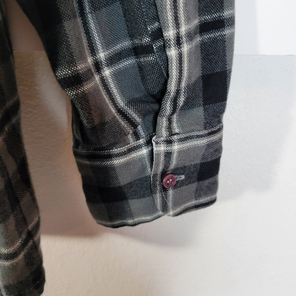 Mens Ozark Trail Plaid Long Sleeve Button front shirt Size Large - Picture 7 of 9